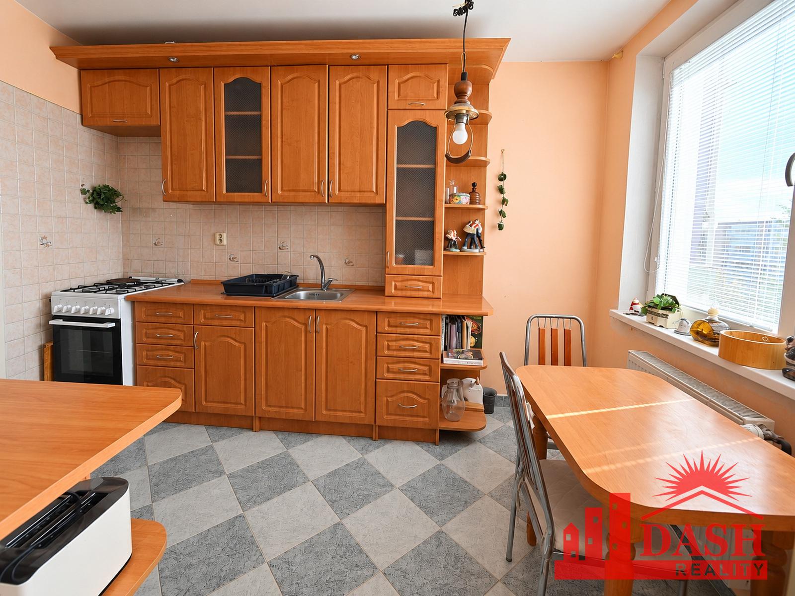 Na predaj | 3 izbový byt | Trenčín | Novomeského | 70 M2