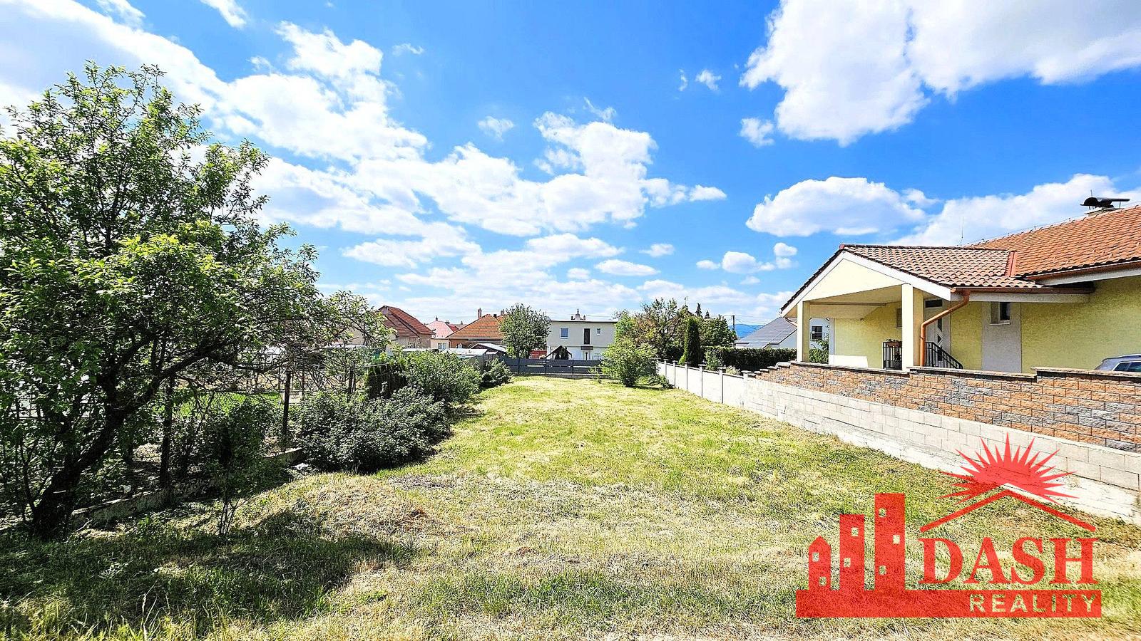 Stavebný pozemok | Trenčianska Turná | projekt | povolenie | 607 m2