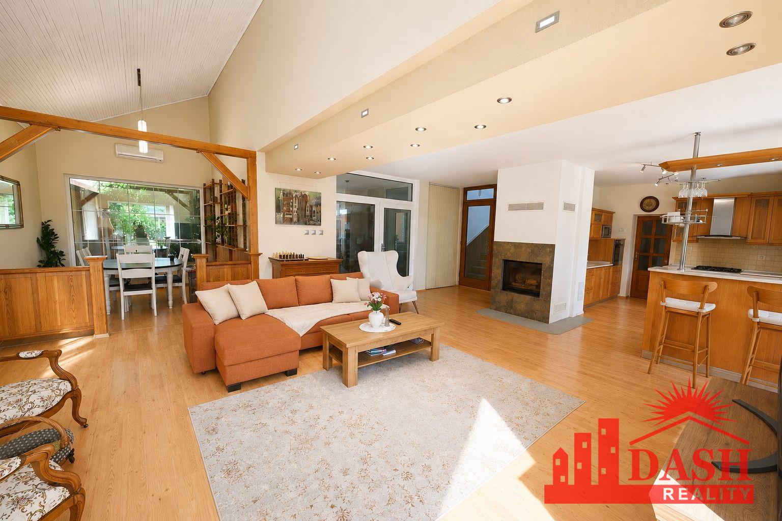 Na predaj | rodinný dom | Drietoma | bazén | okr. Trenčín | 1401 m2 – fotka 2