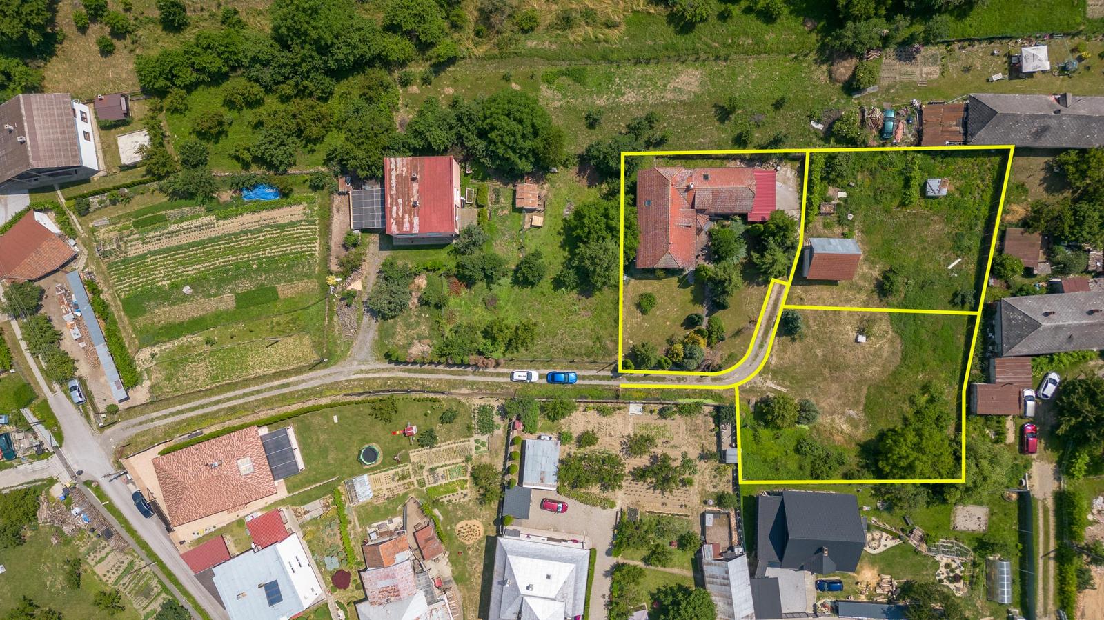 pozemok 1418 m2