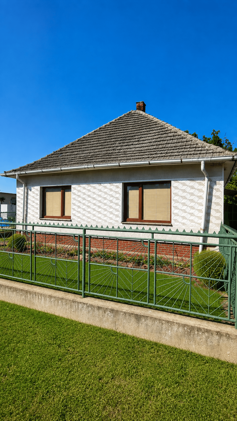 REZERVOVANÉ! Na predaj 3-izbový rodinný dom s pozemkom 10 118 m² v Cabaj-Čápore – Pereš