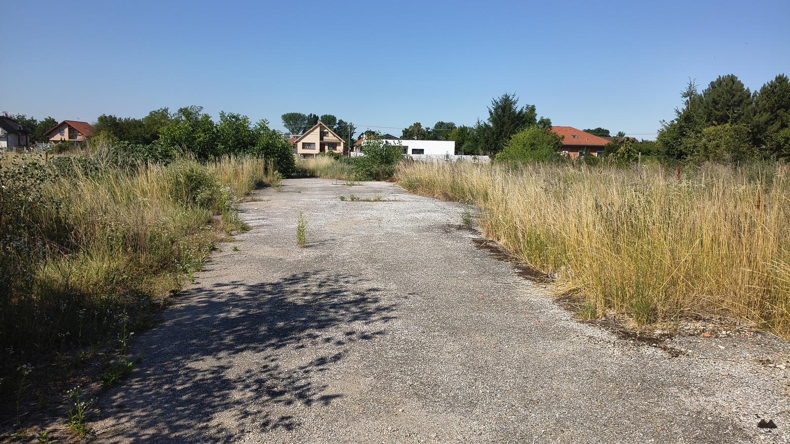 Investičná príležitosť v obci Čechynce  len 7 minút od Nitry