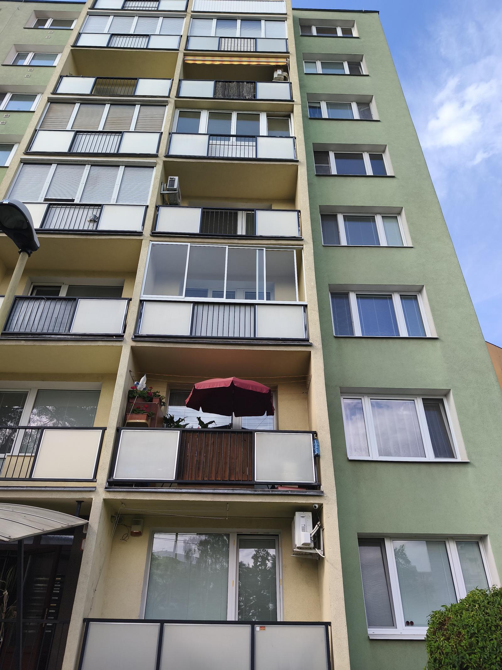 Na predaj 3-izbový byt na ulici Bernoláková, Košice-Západ