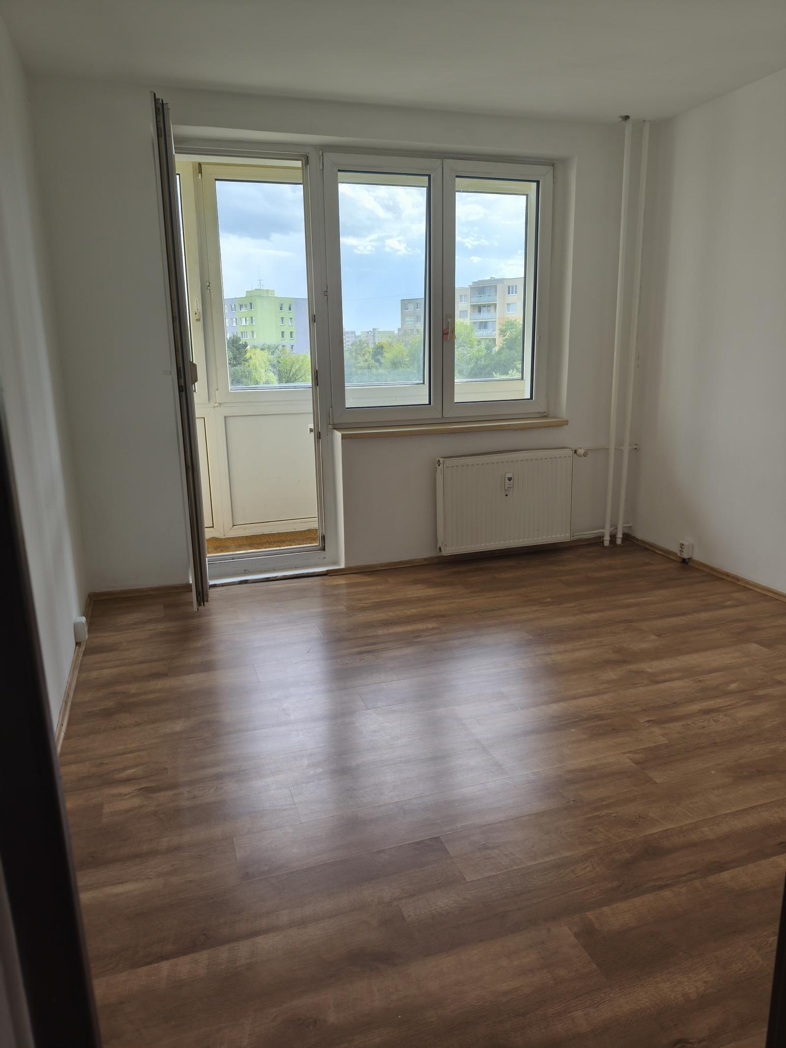 Na predaj 3-izbový byt na ulici Bernoláková, Košice-Západ – fotka 2