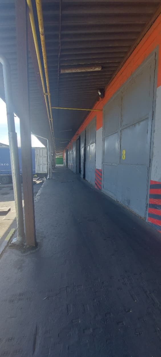 3800 m2 - PRENÁJOM skladov – fotka 2