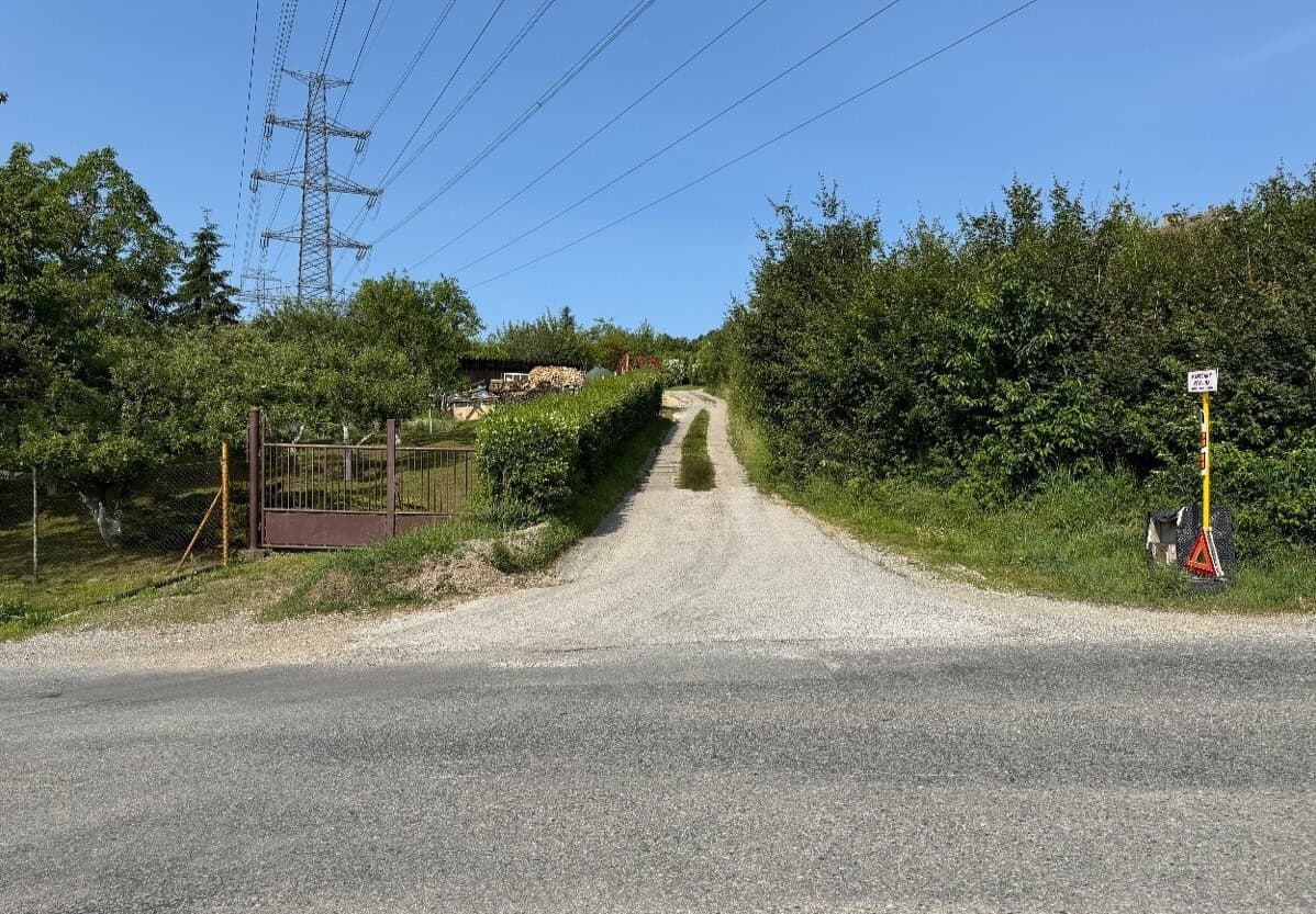 Na predaj stavebný pozemok ,Kavečany ,Košice – fotka 2