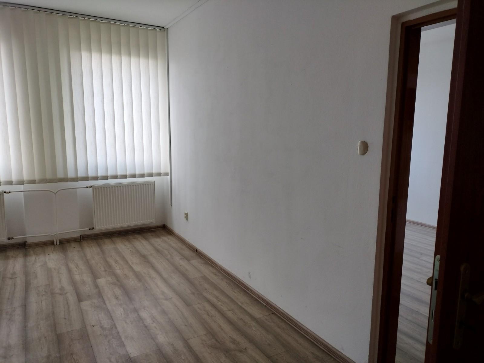 Diana Reality ponúka na prenájom 2 kancelárie, Vyšné Opátske