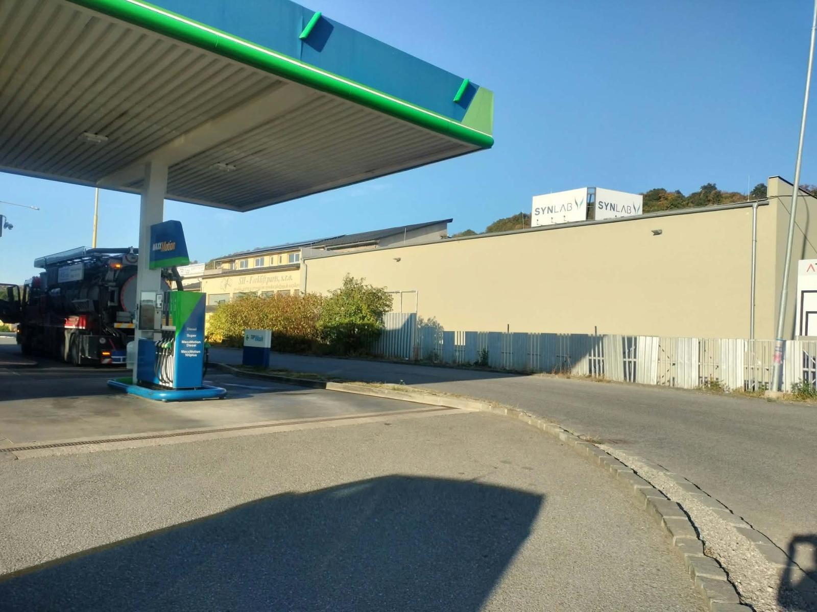 Na prenájom showroom Vyšné Opátske – fotka 2