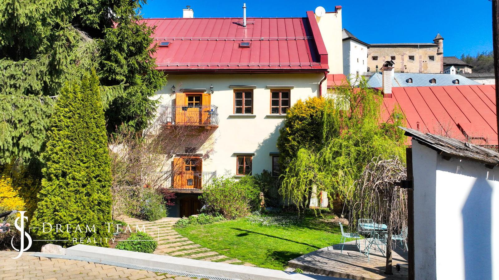 Historický rodinný dom so záhradou a parkovaním, Banská Štiavnica – fotka 2