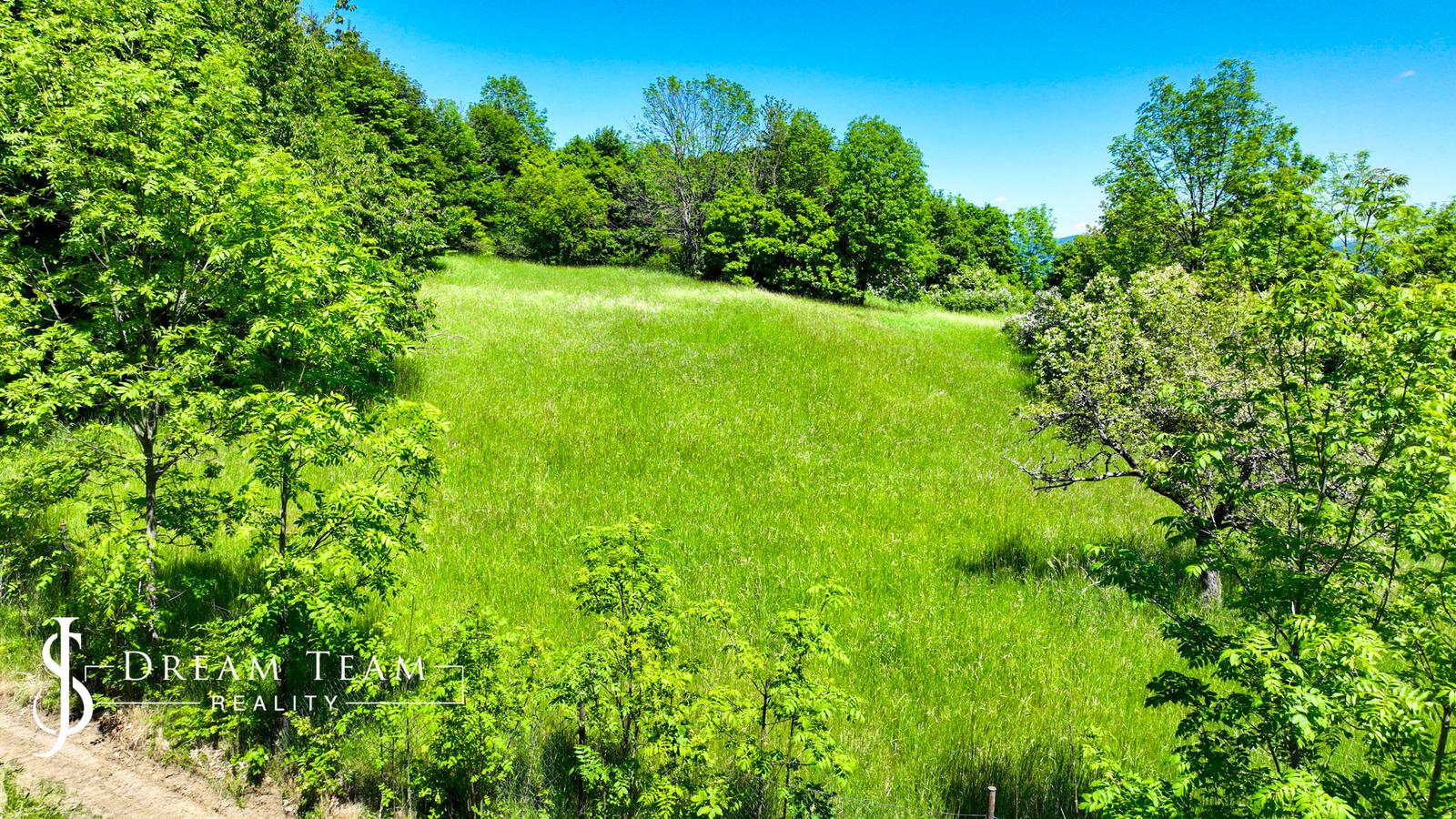Pozemok 970m2 s možnosťou stavby Horná Roveň, Štiavnické Bane