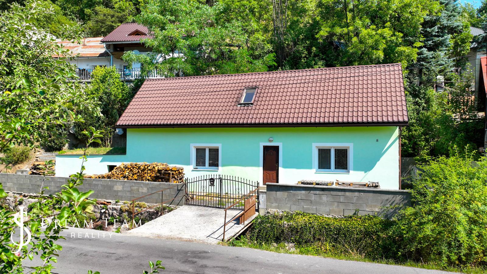 4-izbový Rodinný dom - Chalupa – Banský Studenec