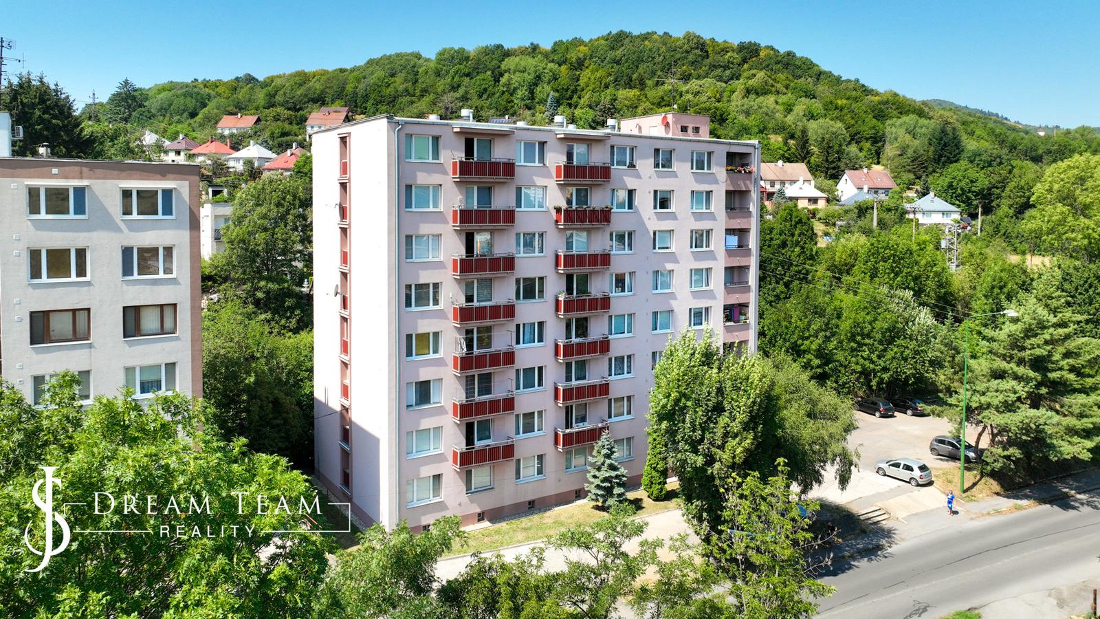 Prenájom 2-izbový byt v Banskej Štiavnici, ul. L. Exnára