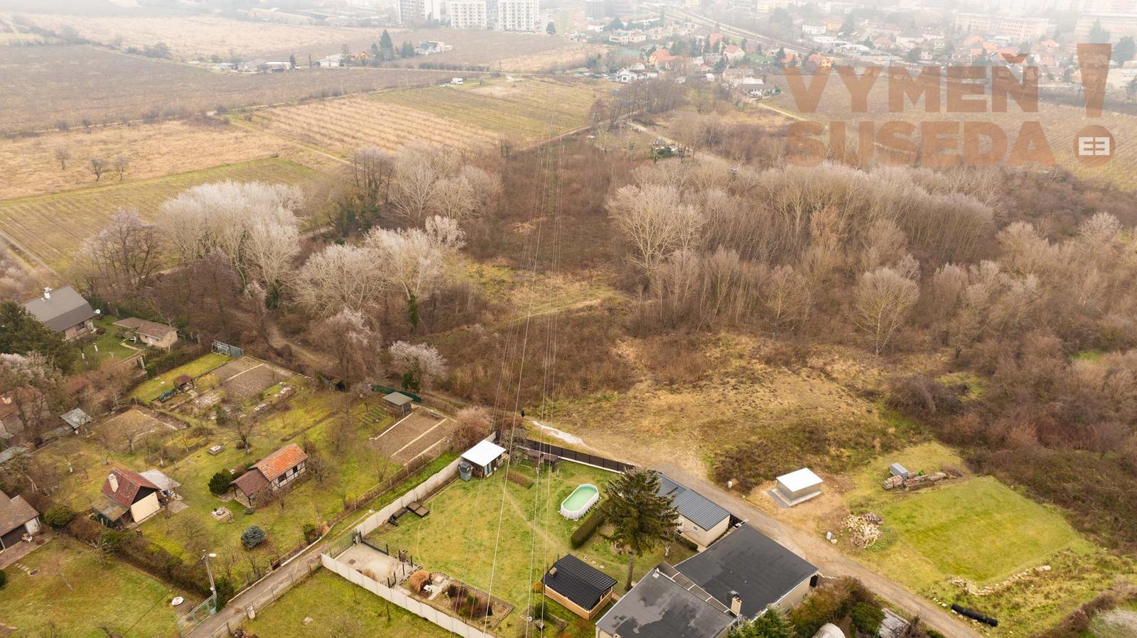 VYMEŇ SUSEDA! - VÝNIMOČNÝ POZEMOK BRATISLAVA III – NOVÉ MESTO, VINOHRADY – KOZIARKA 1502.00m2.