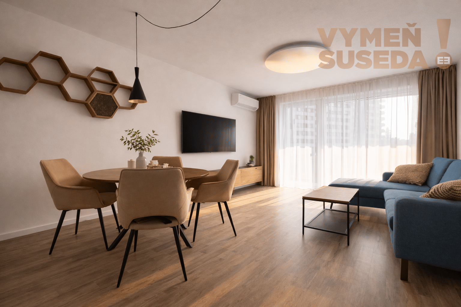 PRENAJATÉ! - VYMEŇ SUSEDA! - Výnimočný, 3 izb. zariadený byt s terasou a parkovaním, s úžasným výhľadom na Bratislavu, Lužná ul., BA V.