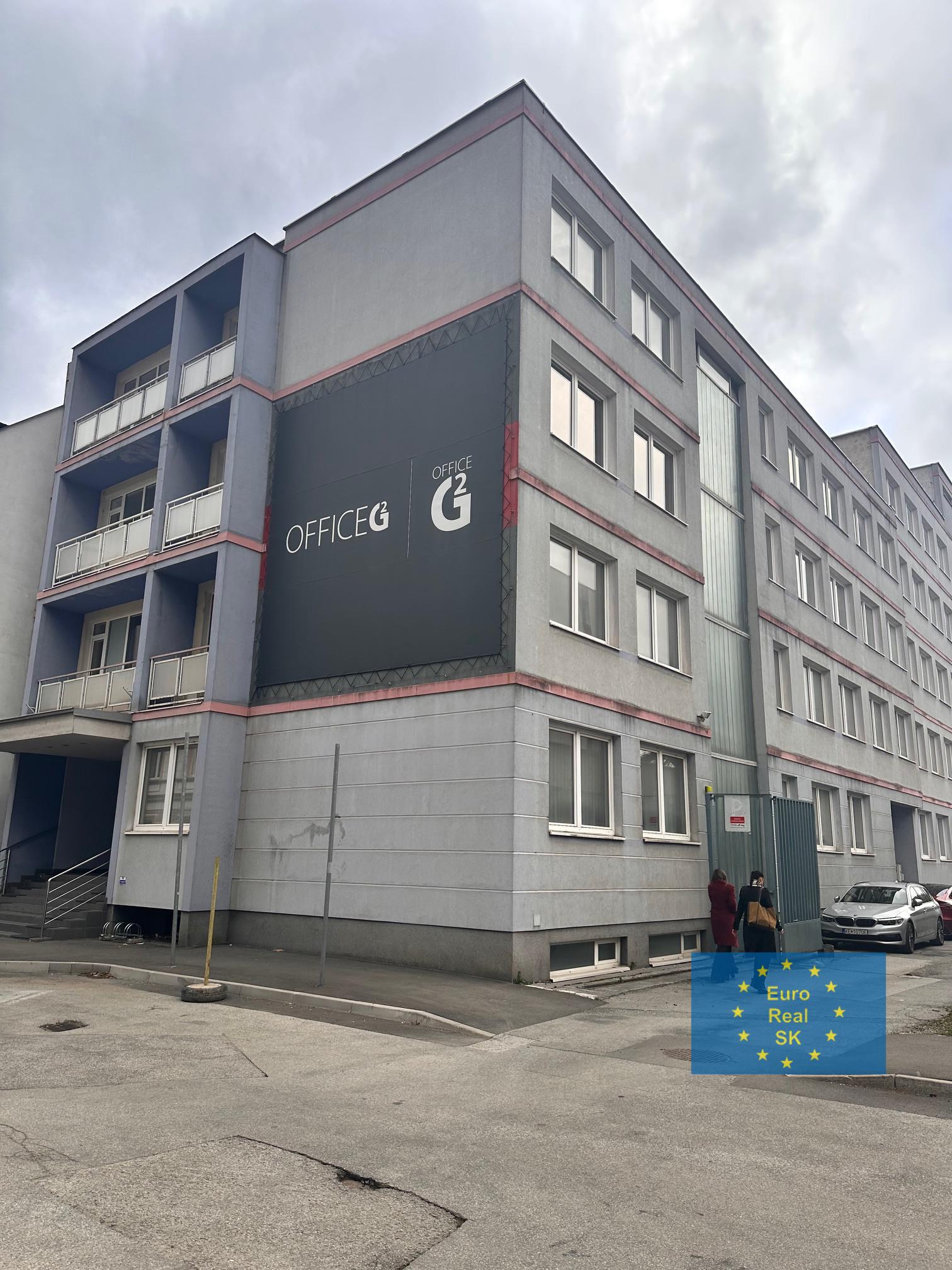 Ponúkam na prenájom kancelárske priestory Košice - Centrum, od 15 m2 - 500 m2.