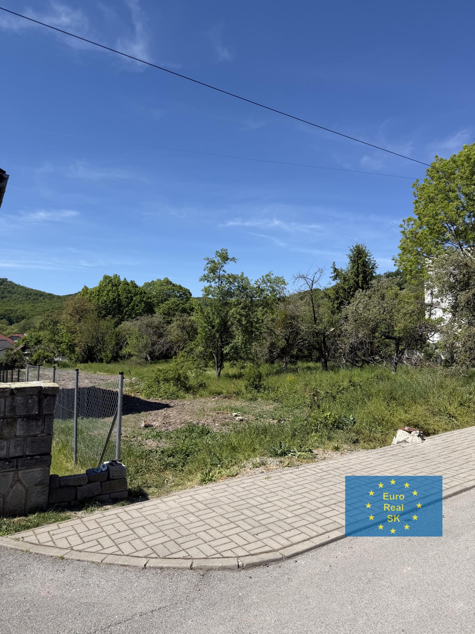 Ponúkam na predaj stavebný pozemok Kaluža Zemplínska Šírava – fotka 2