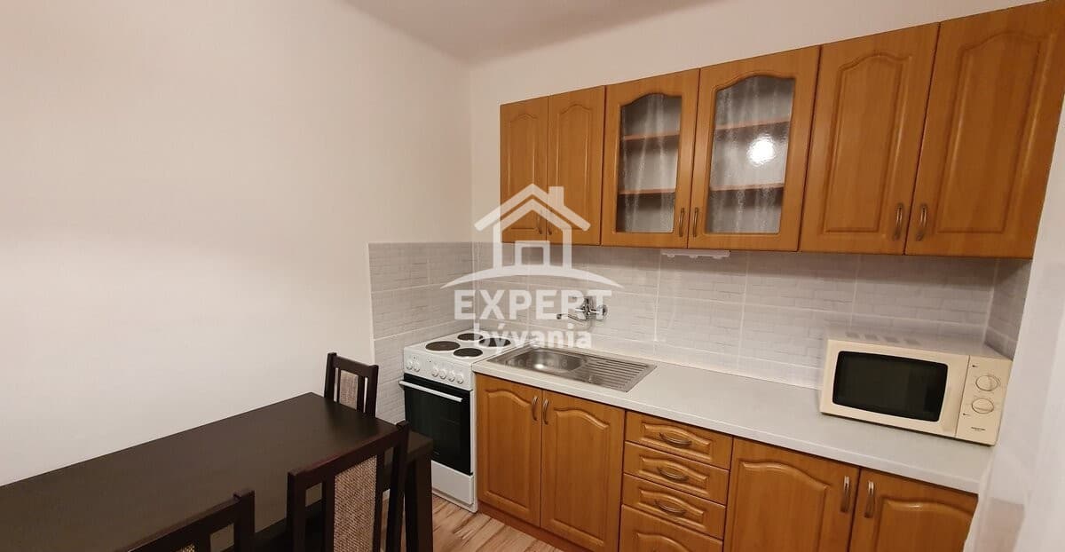 Na predaj 1-izbový byt po rekonštrukcii I 34m2 I Dubnica nad Váhom
