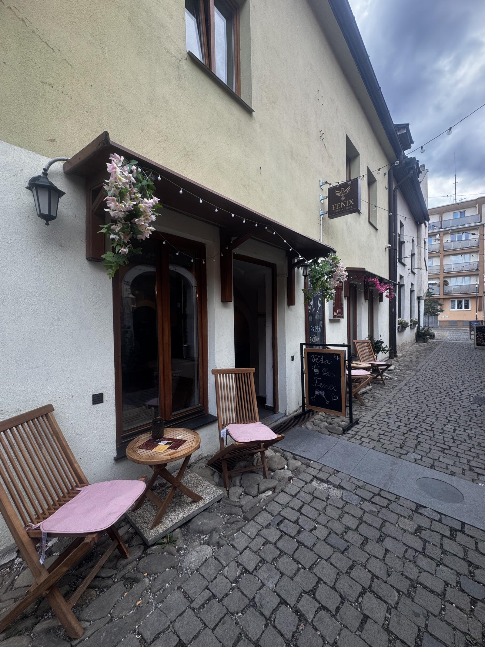 Štýlová vináreň na odstúpenie - historické centrum Košíc – fotka 2