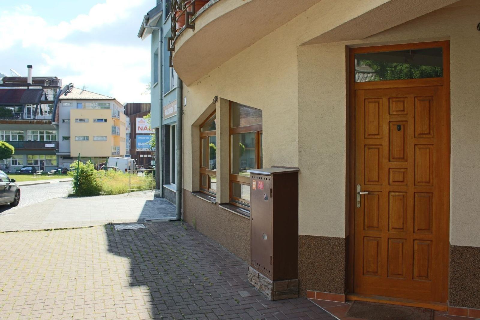 FINREA│Prenájom priestoru v centre mesta – fotka 2