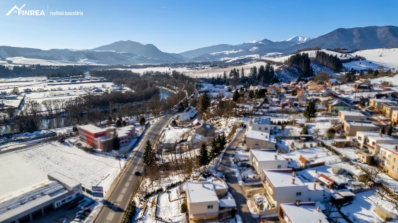 FINREA│EXKLUZÍVNE Jedinečný pozemok na Malom Bysterci – fotka 2
