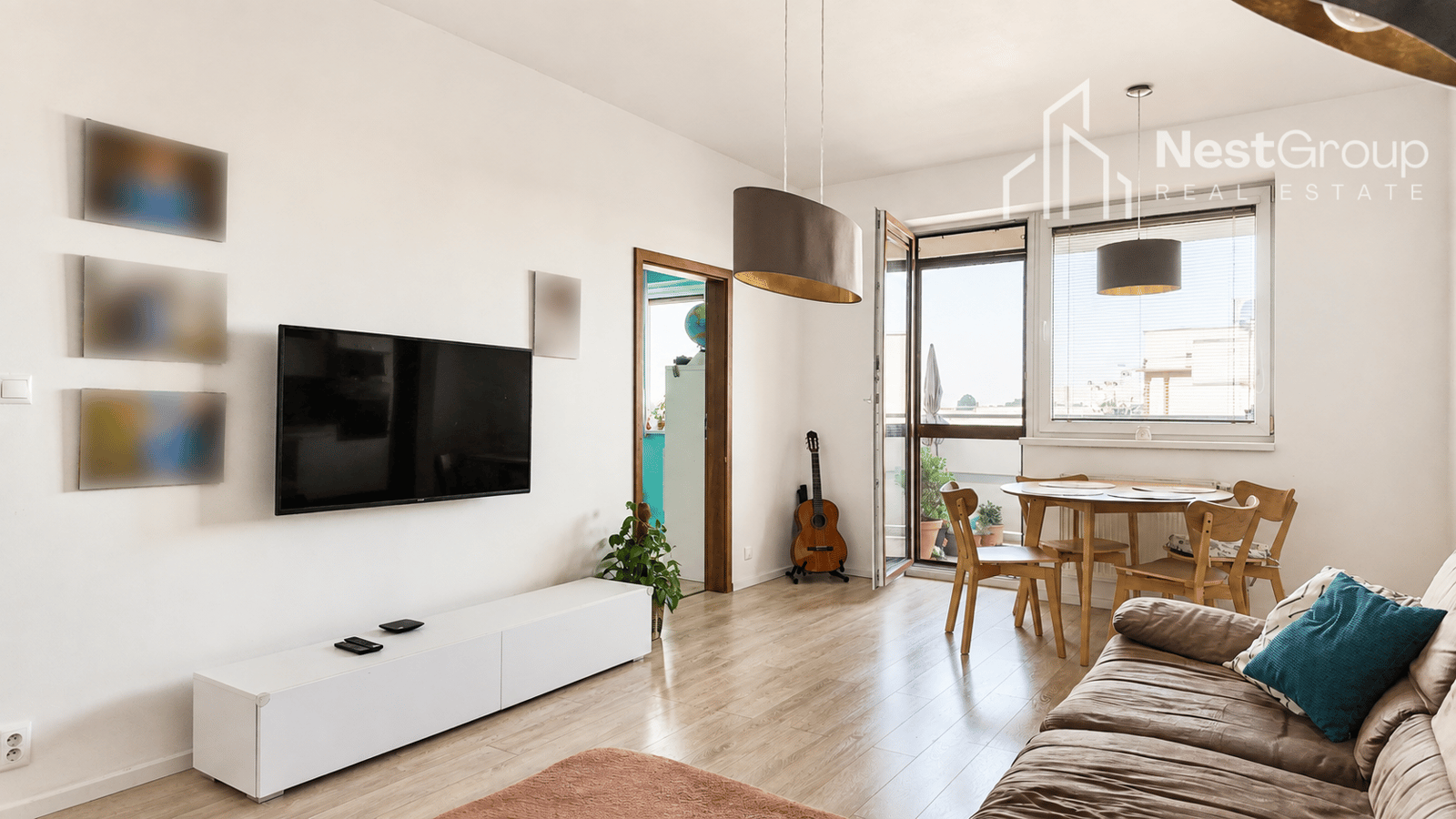Exkluzívne Predaj 3-izbový byt s balkónom a loggiou v Senci