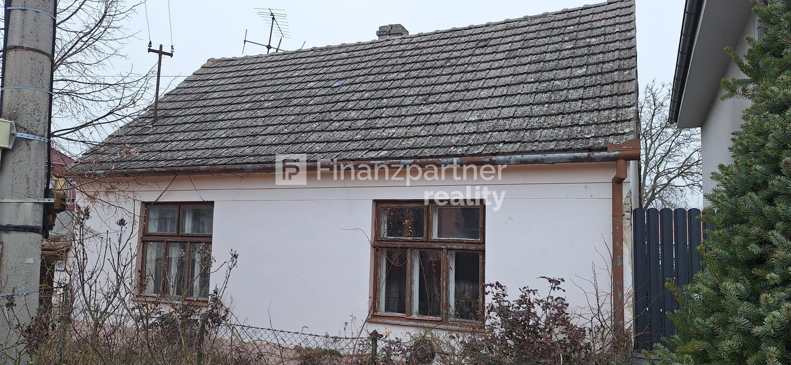 (F001-12-MAPO)Pozemok s domom ,Šaštín Stráže-okr. Senica
