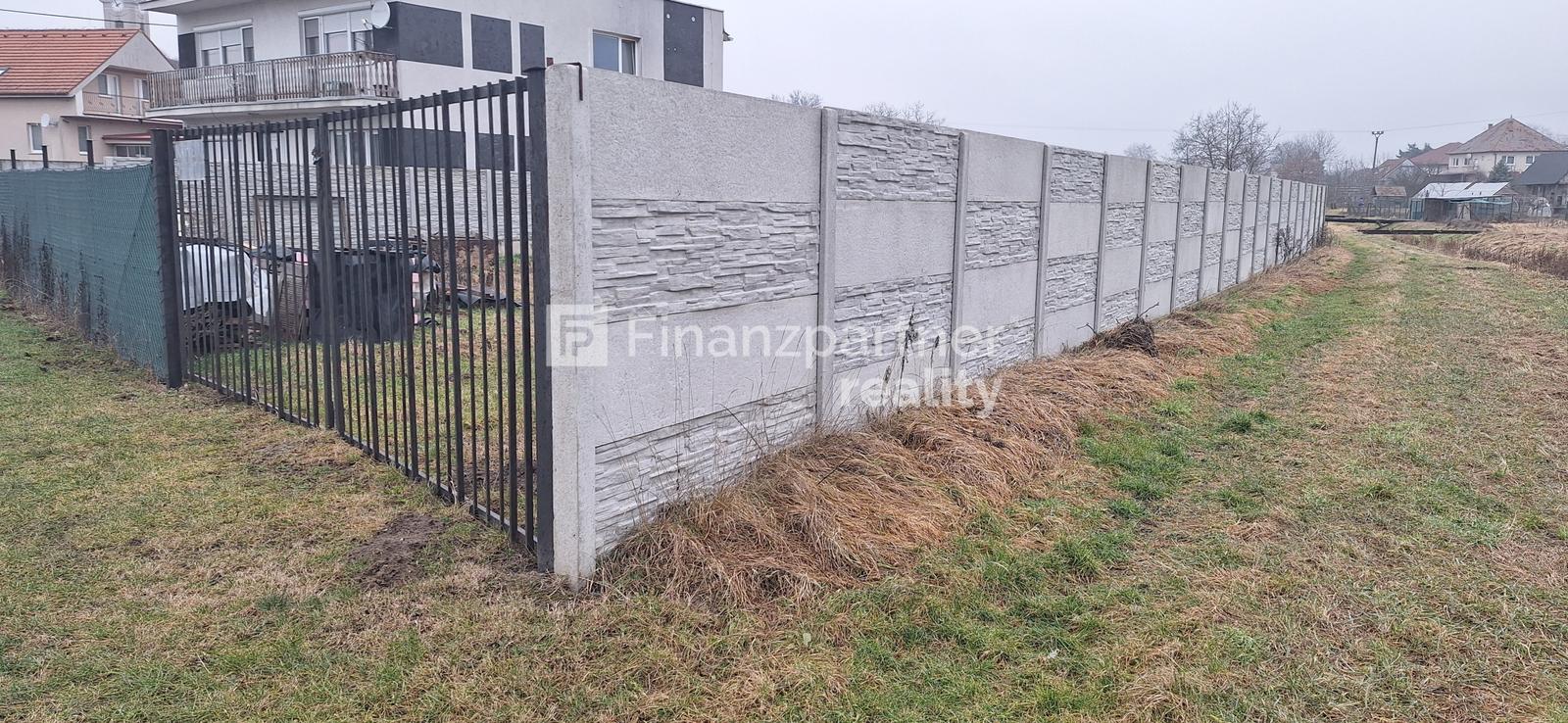 (F004-014-MAPOa) Stavebný pozemok 545m2, Dvorníky okr.Hlohovec