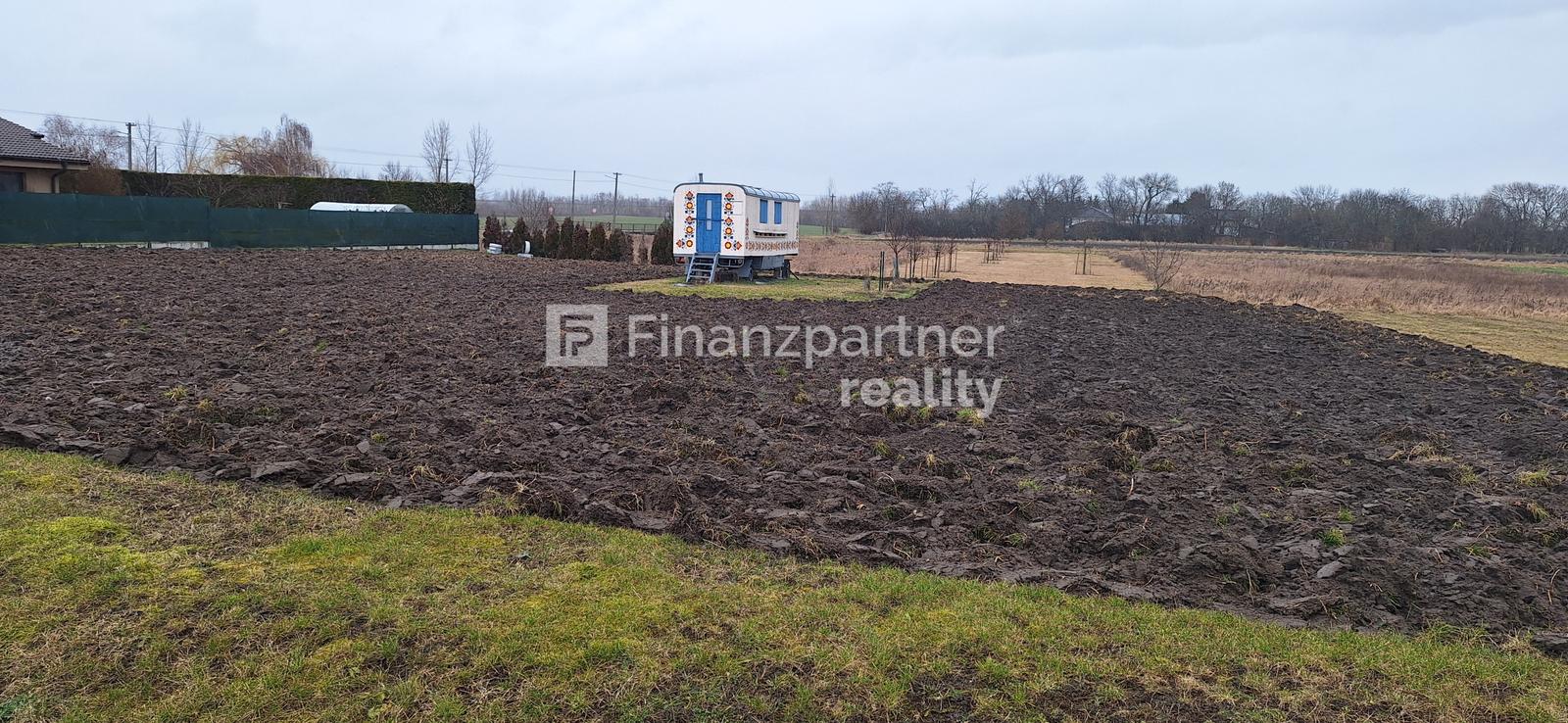 (F011-014-MAPOa)Predám pozemok 1500m²,Pavlice-okr.Trnava