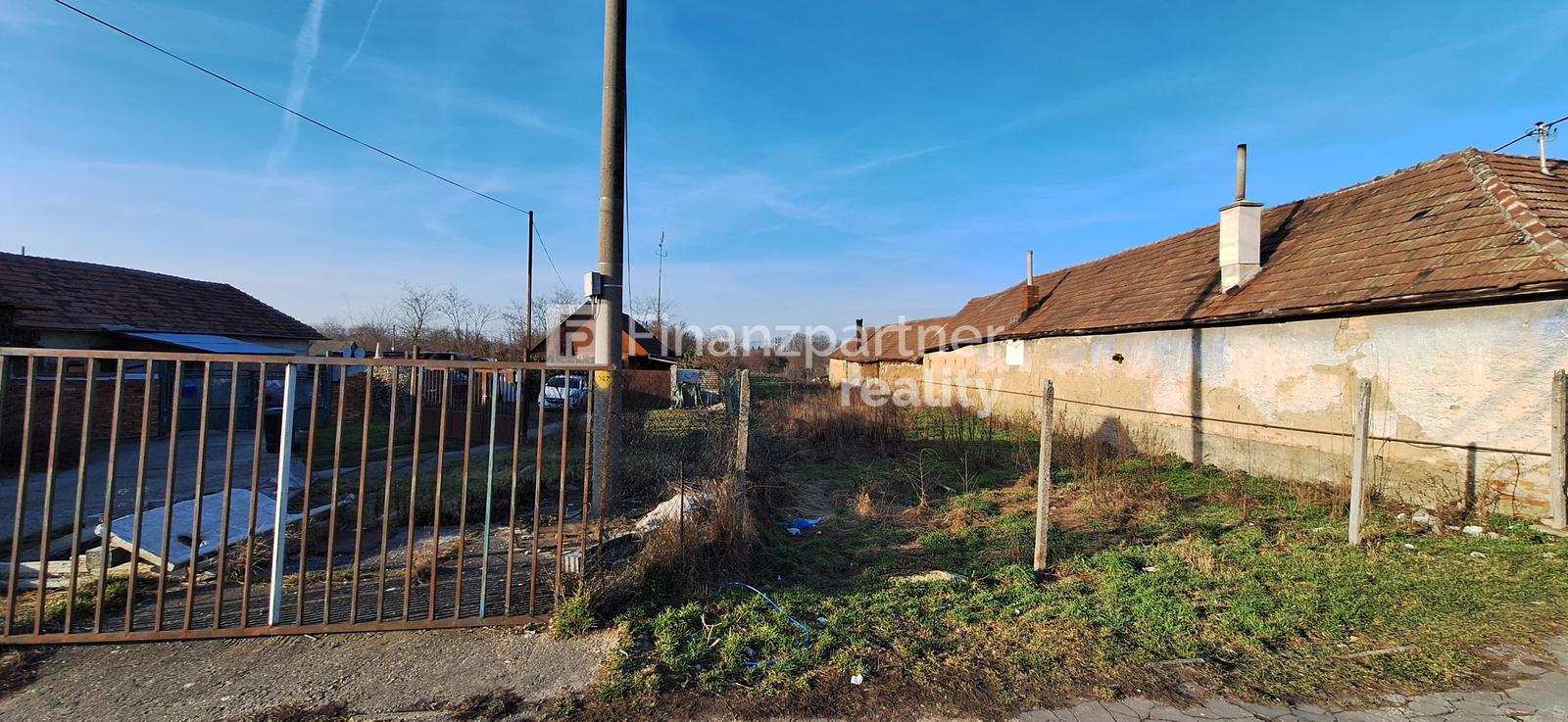 (F013-014-MAPOa)Predám stavebný pozemok 1.112m2,Šulekovo/Hlohovec