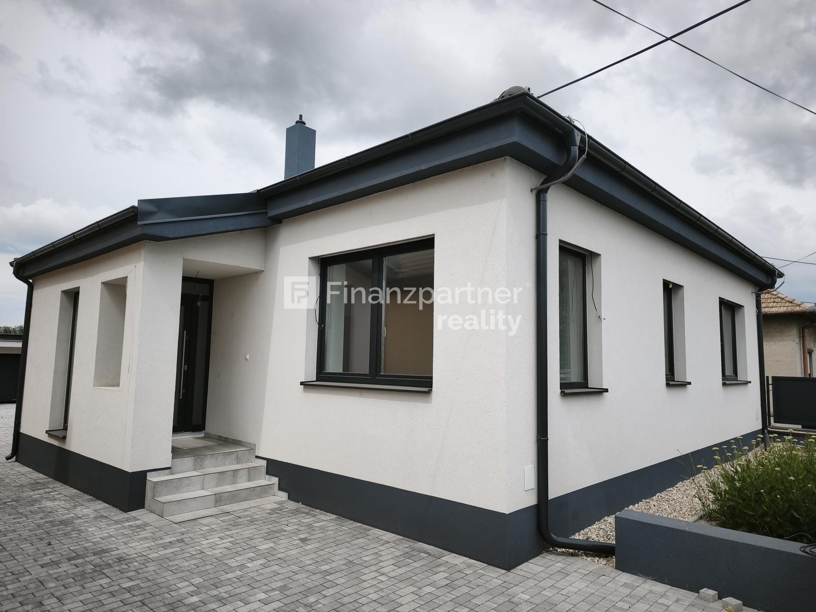 F133-012- KIS- Na predaj 4 izbová novostavba - V. Dvorníky