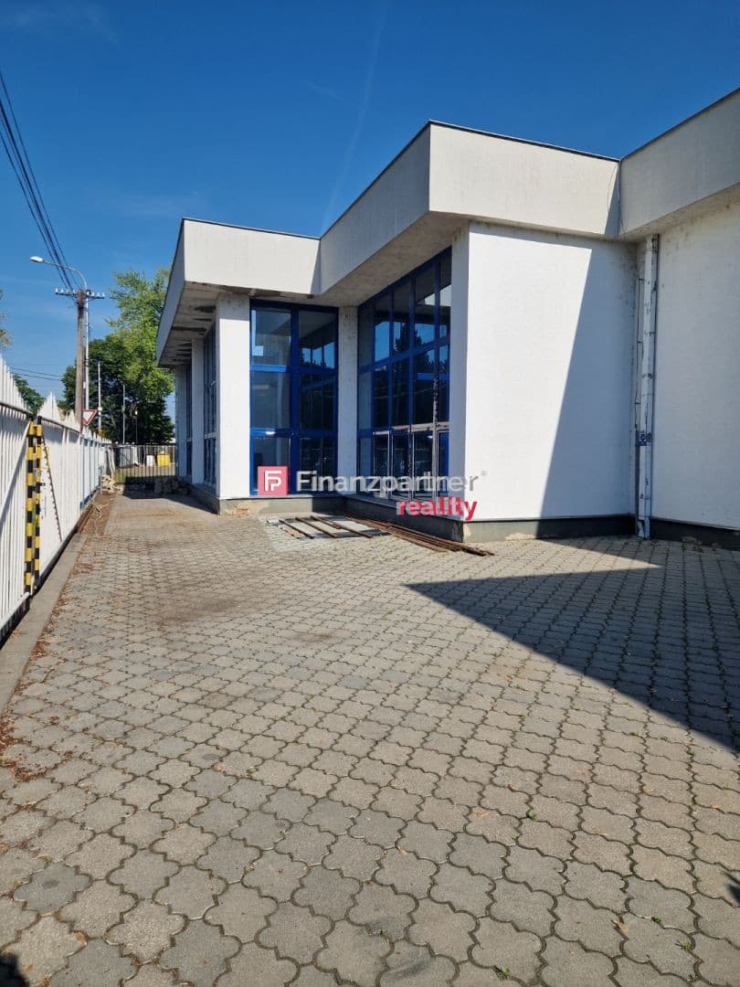 Znížená cena(F146-28-REMAa)Prenájom alebo predaj  Hurbanovo