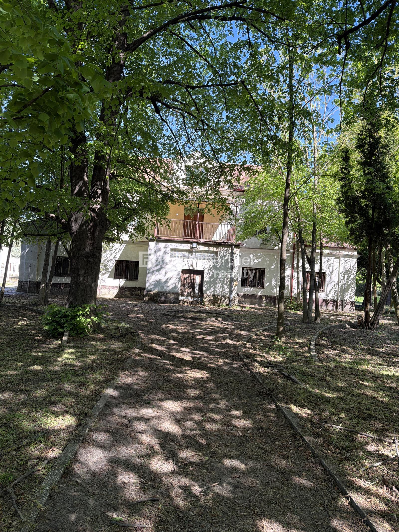Pálffyho letohrádok Lapahoš – fotka 2