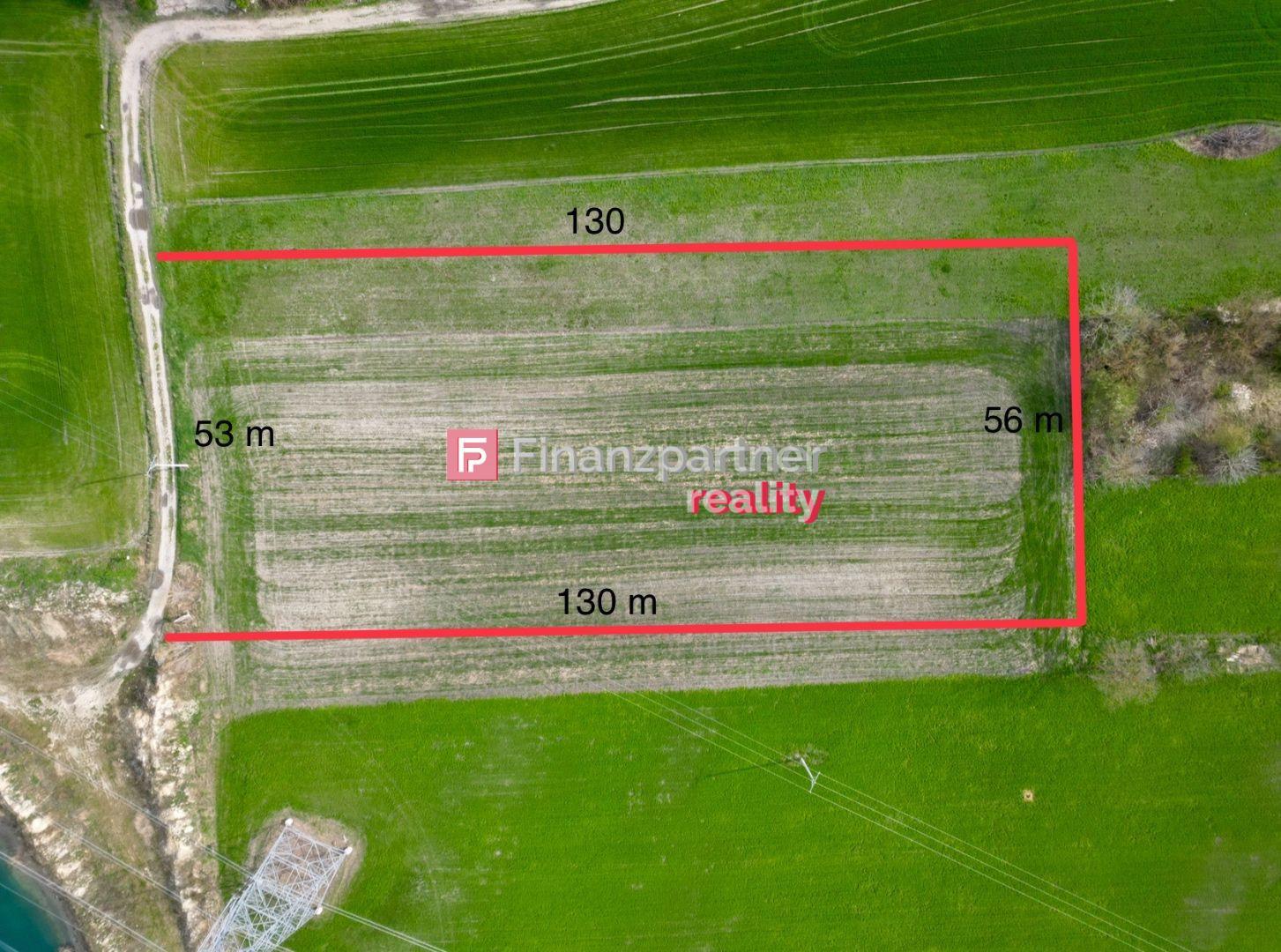 Na predaj orná pôda o rozlohe 22828 m² v obci Okoč – fotka 2