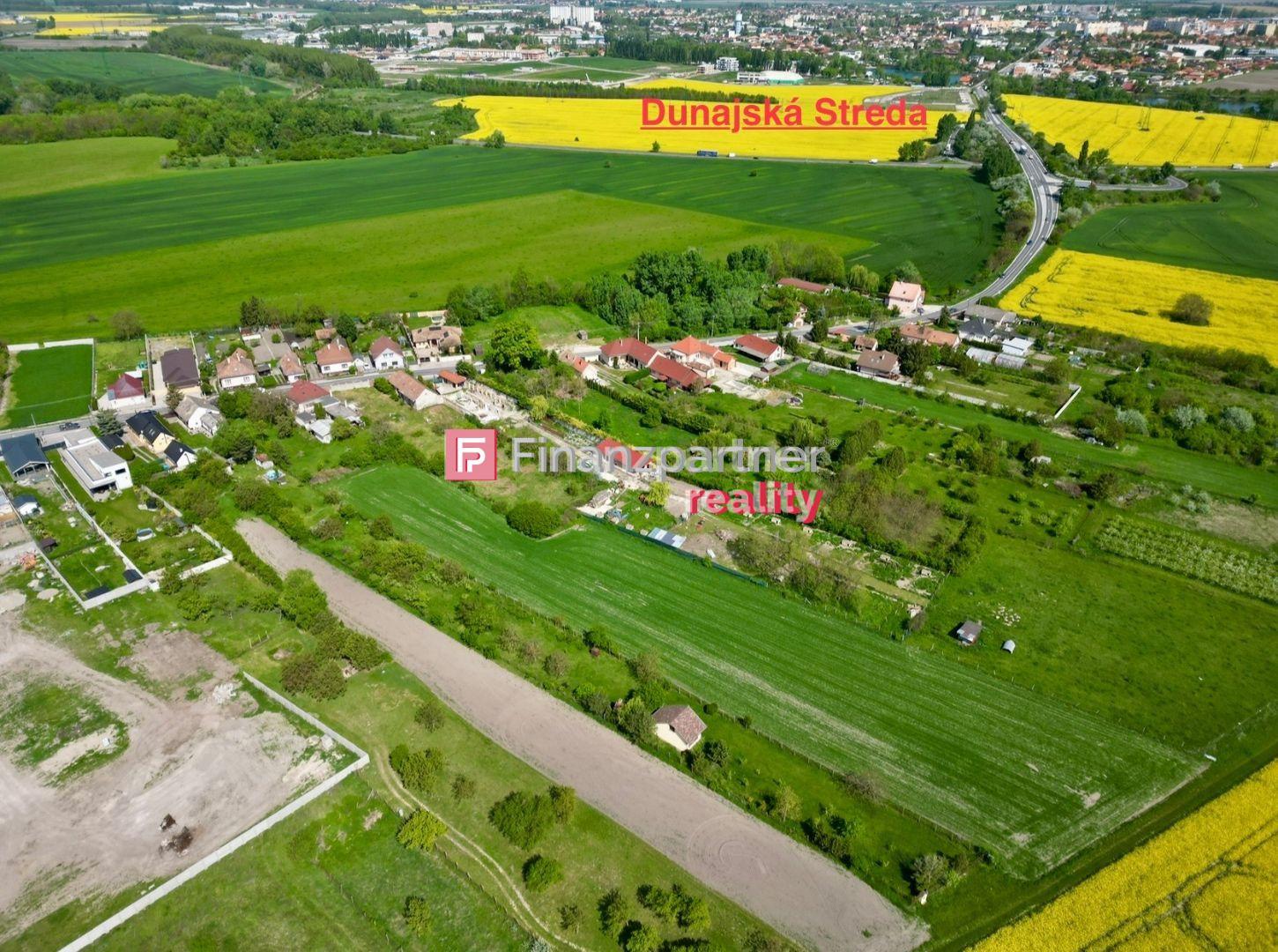 Na predaj stavebný pozemok o rozlohe 3467 m2 – fotka 2