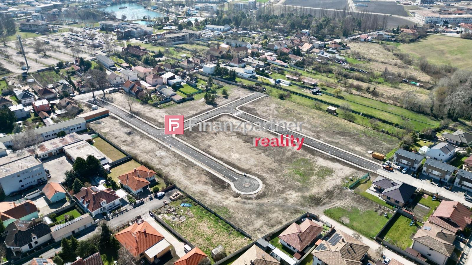 Ponúkame na predaj stavebné pozemky od 550 m2 Lipový rad DS – fotka 2