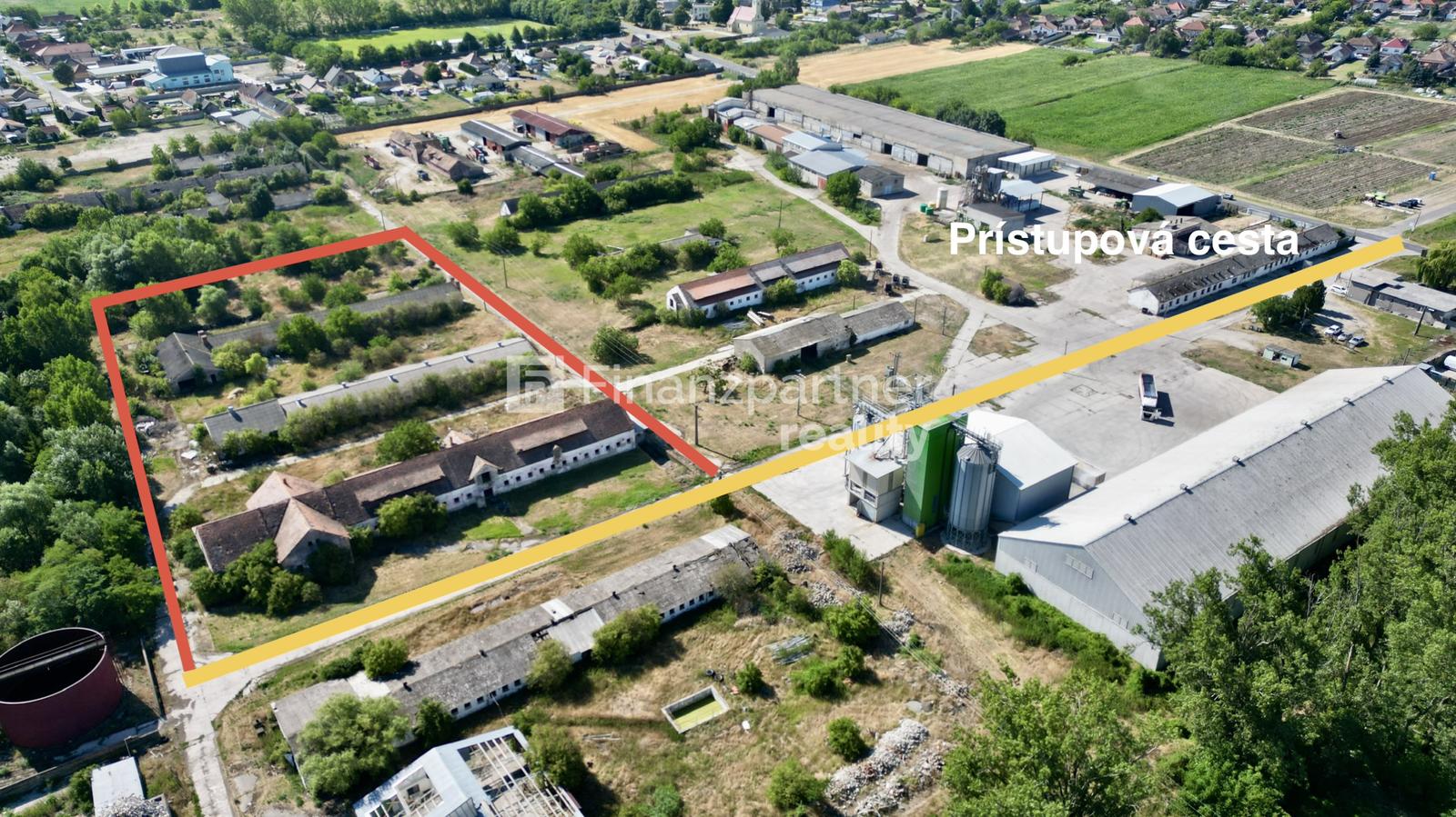 Na predaj priemyselný areál s výrobnými budovami Vydrany