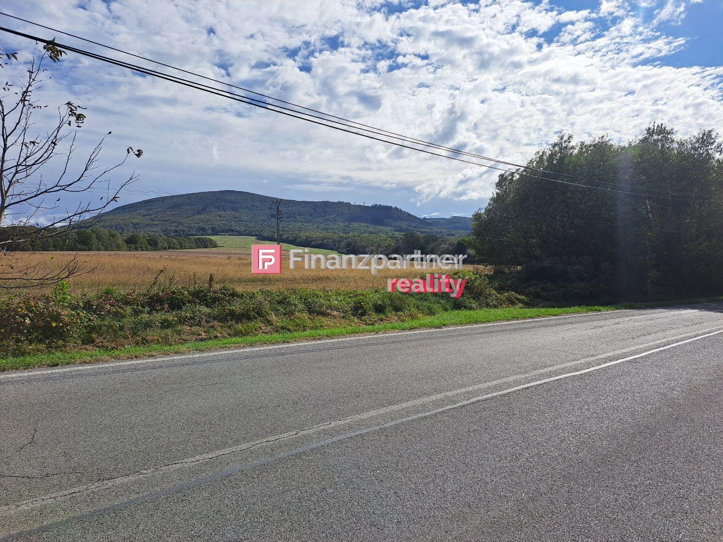 Investičný pozemok pri Humennom s rozlohou 9853 m2 – fotka 2