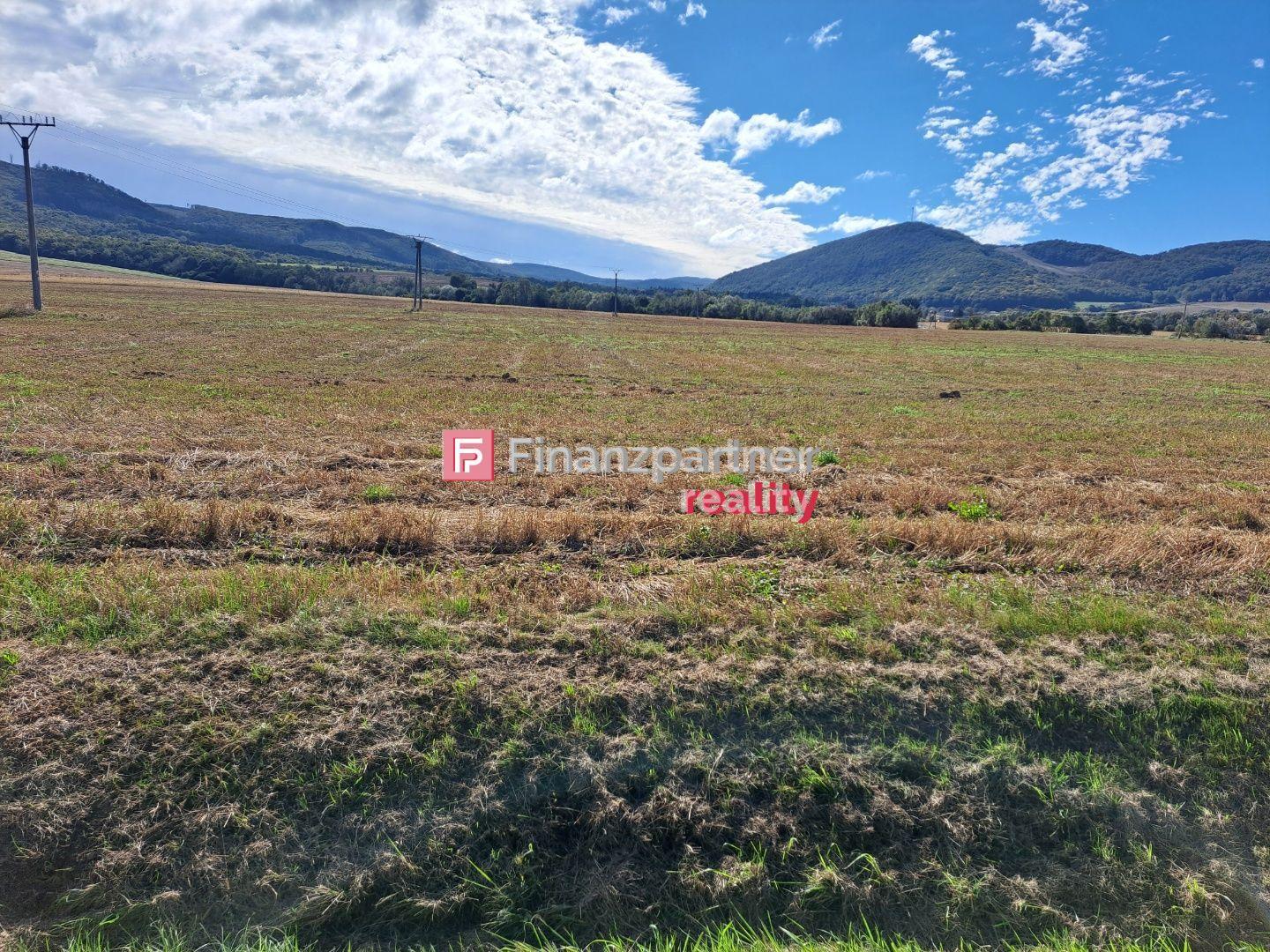 Investičný pozemok pri Humennom s rozlohou 3177 m2 – fotka 2