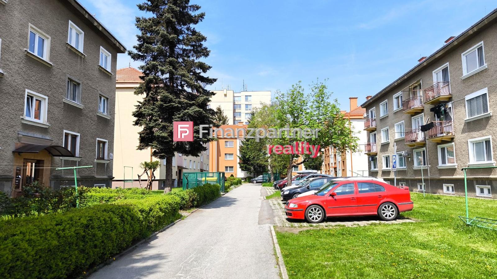 KOMPLETNE ZREKONŠTRUOVANÝ VEĽKÝ 2i BYT