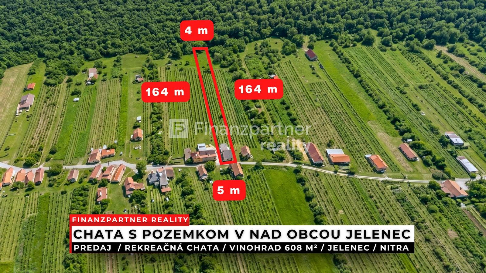 Chata s terasou a atmosférou len 15 minút od mesta Nitra