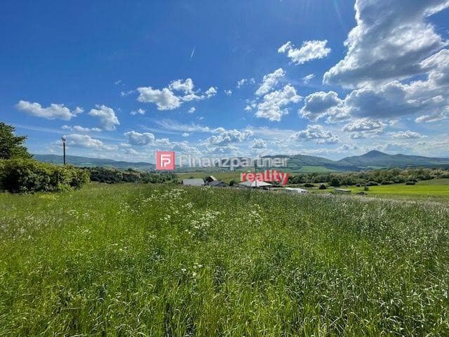 Domaša – časť Eva pekný pozemok s IS (F793-14-ANM)