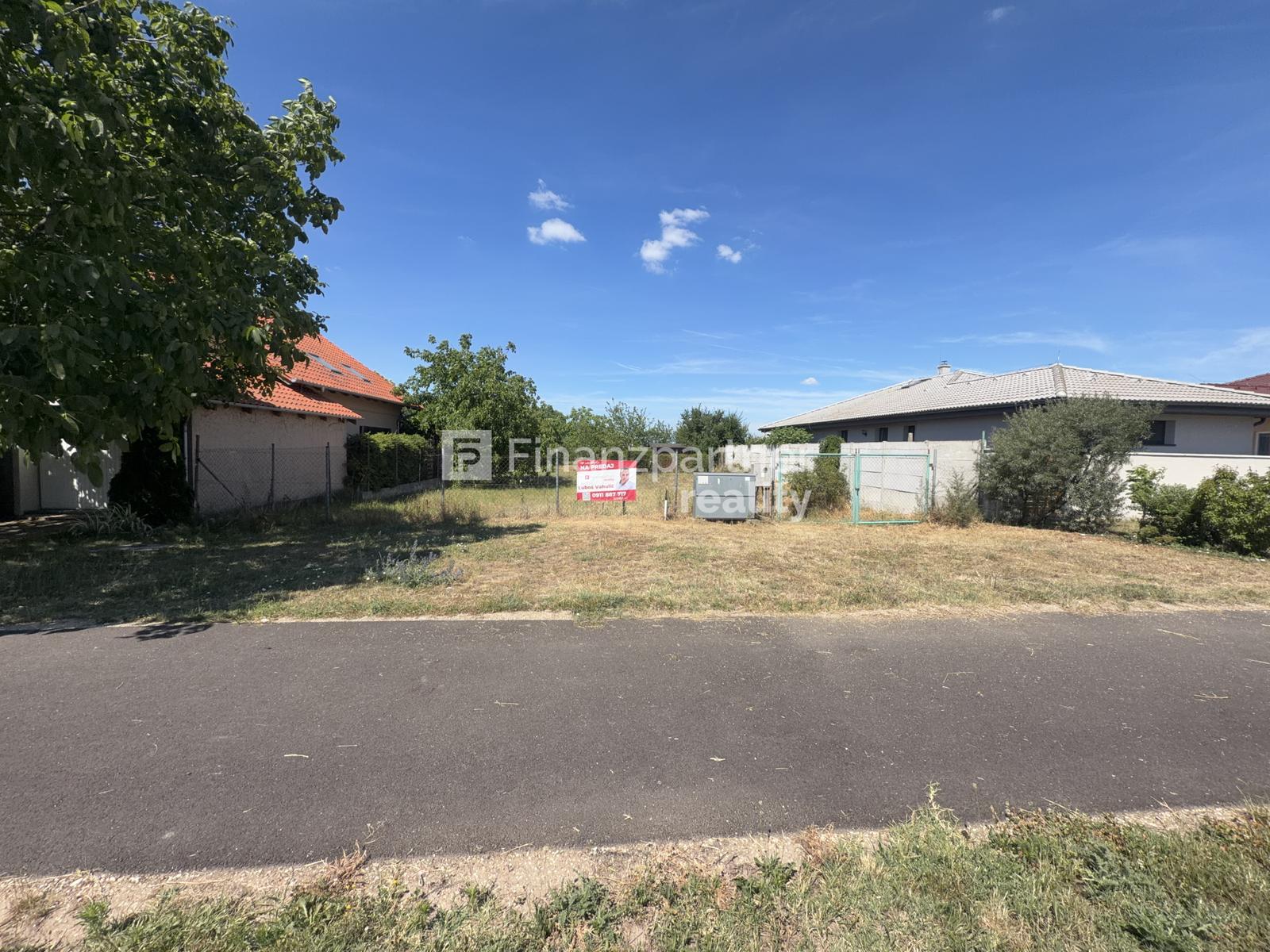 🌟🌟 Stavebný pozemok Miloslavov 888 m² - ihneď k výstavbe – fotka 2