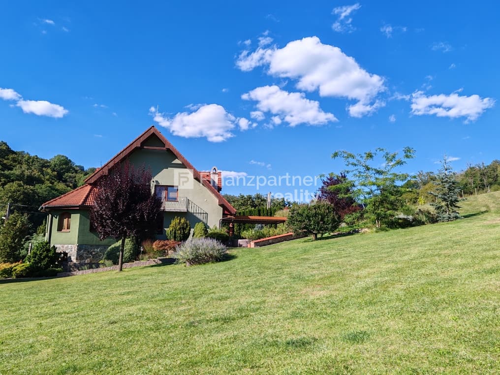 Na predaj rodinný dom, pozemok 1520 m2, Prietrž časť Deberník – fotka 2