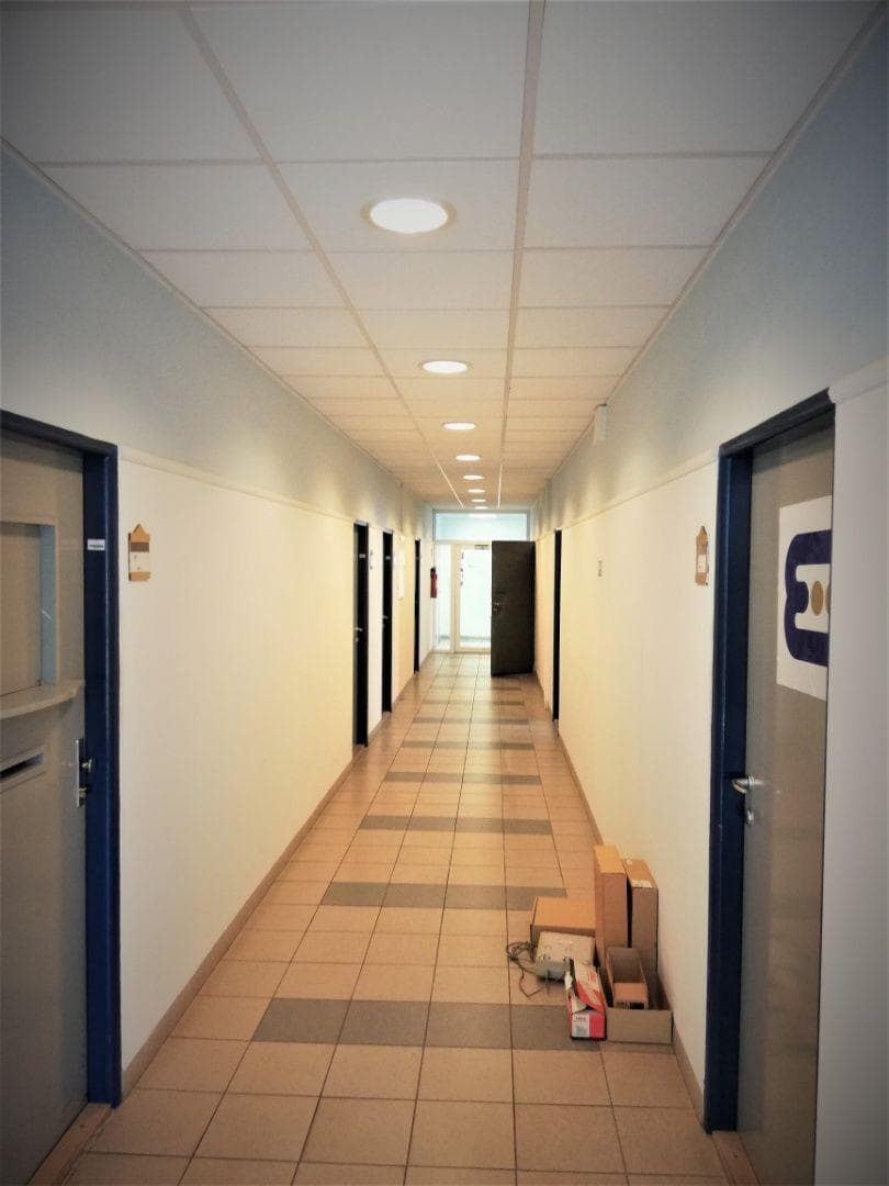 Prenájom kancelárskych priestorov v centre mesta TOPOLCANY – fotka 2