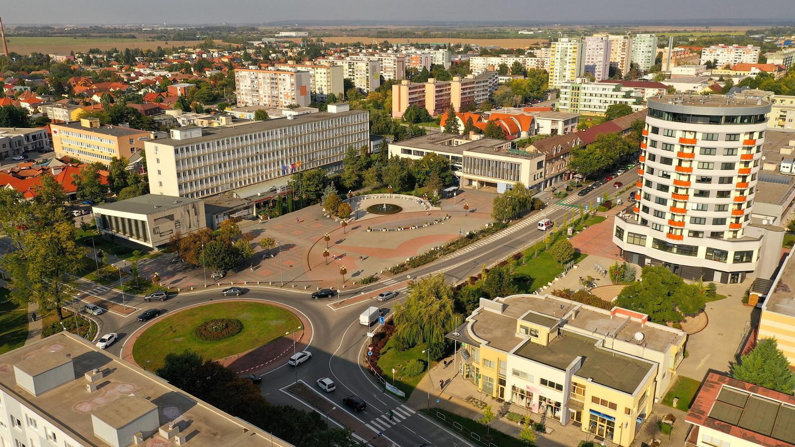 Obchodný priestor v priamom centre mesta Galanta 260m2