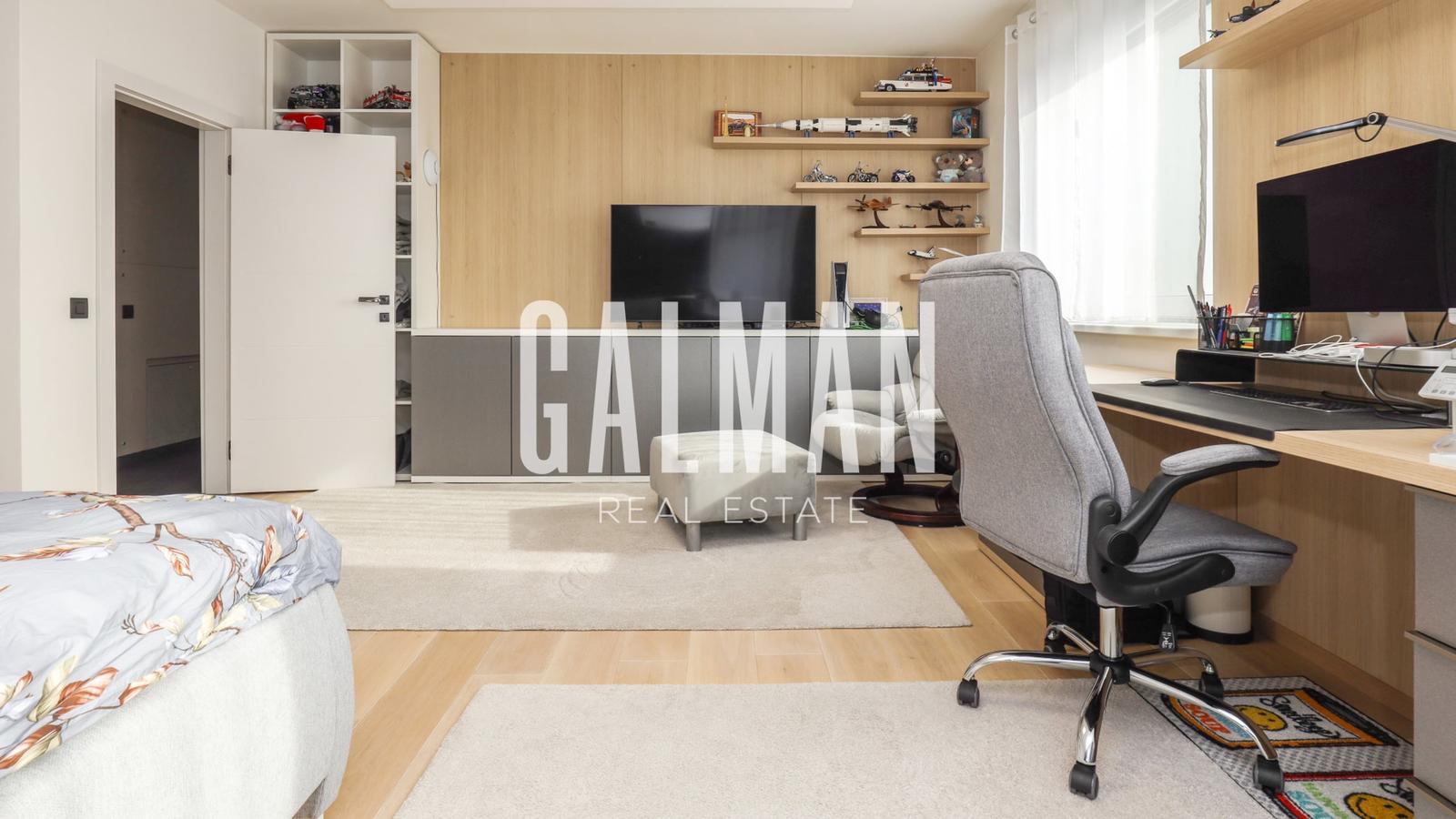 Nadštandardný a veľkorysý 6 izbový penthouse s dvomi terasami a krásnym výhľadom na mesto