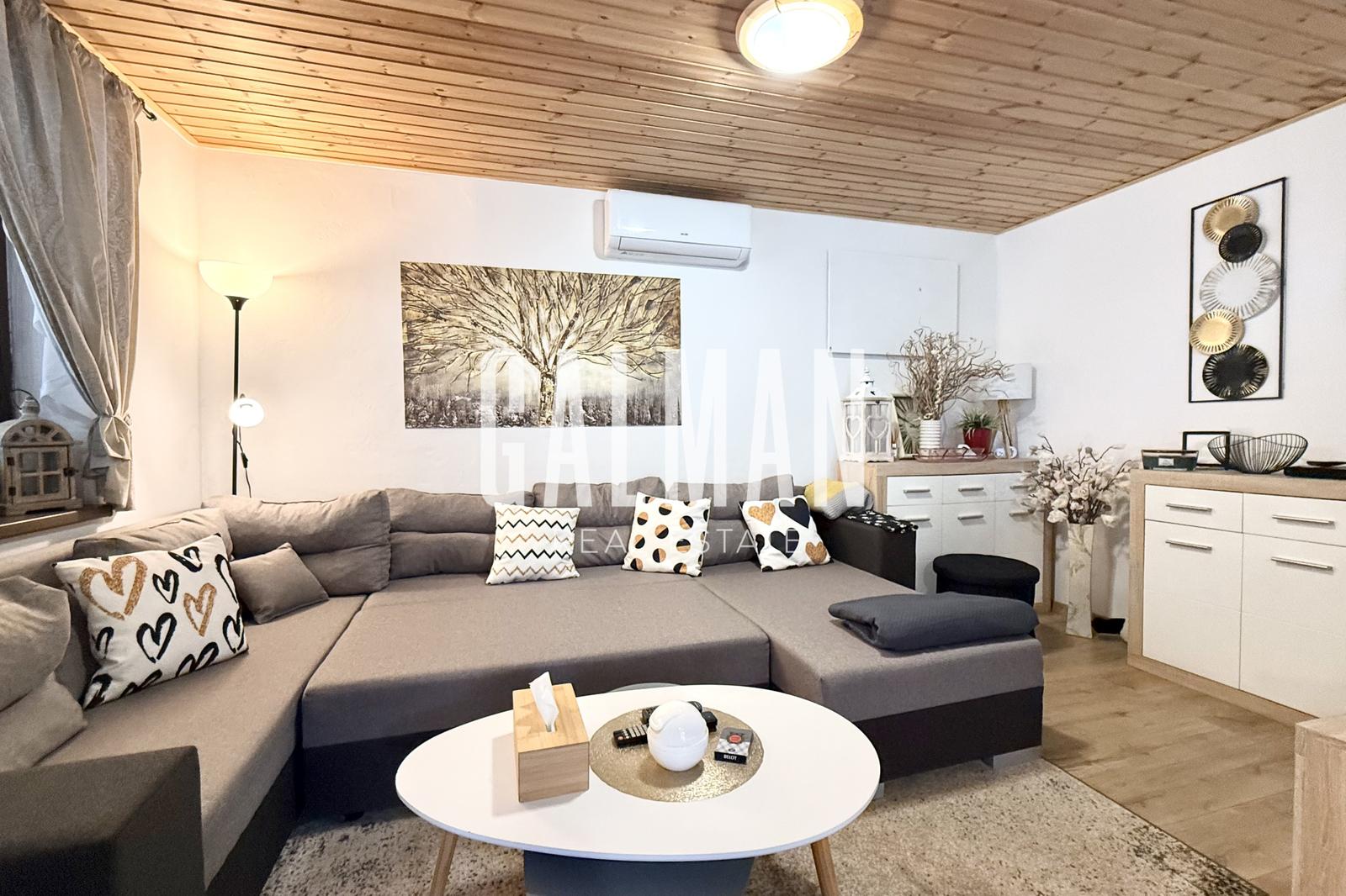 Celoročne obývateľná , moderne zariadená 4i rekreačná chata pri lese , NOVOSTAVBA, Gabčíkovo- Prístav,