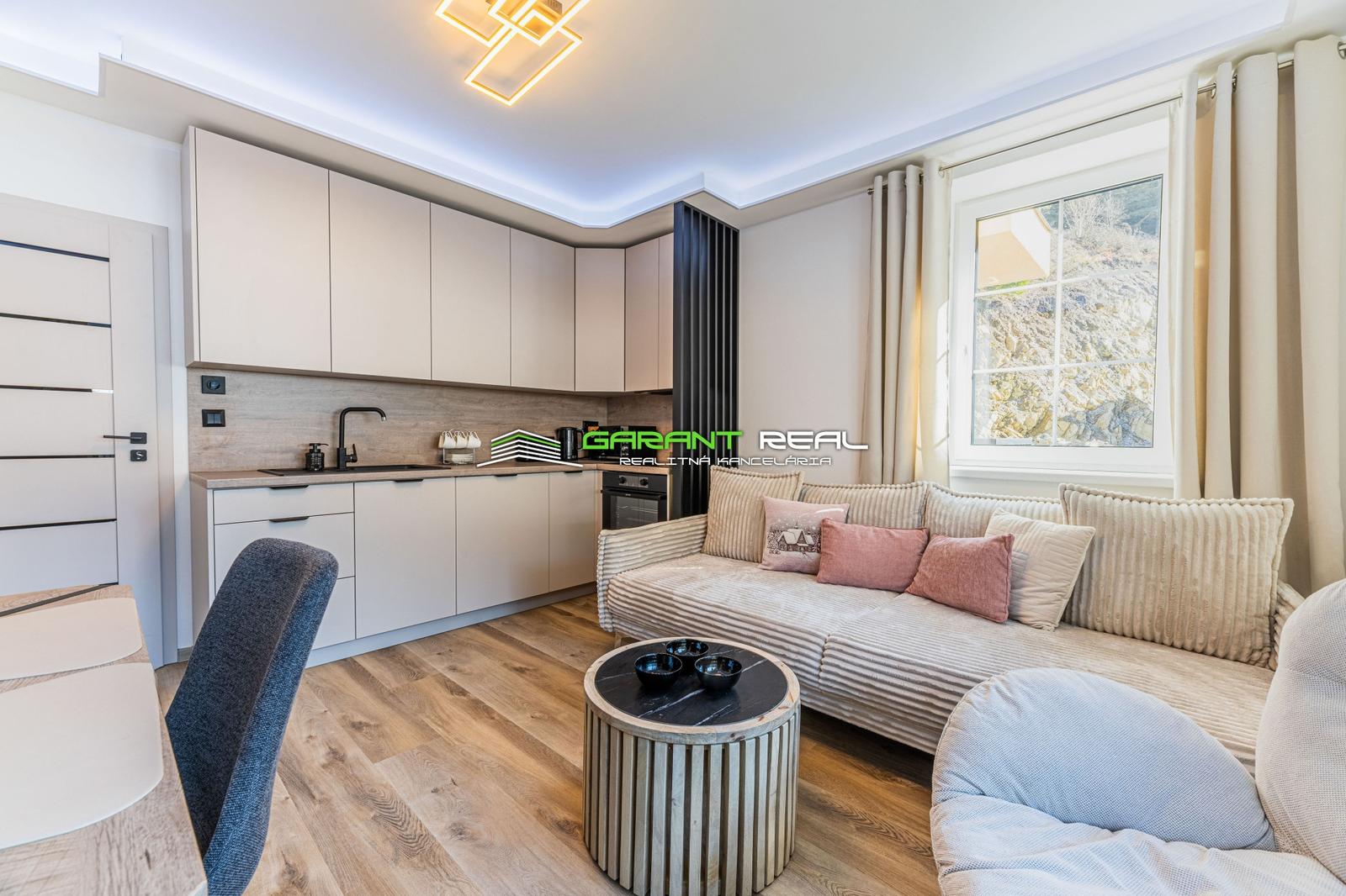 GARANT REAL - exkluzívne predaj novozariadeného apartmánu v komplexe Apartmány Litmanová – fotka 2
