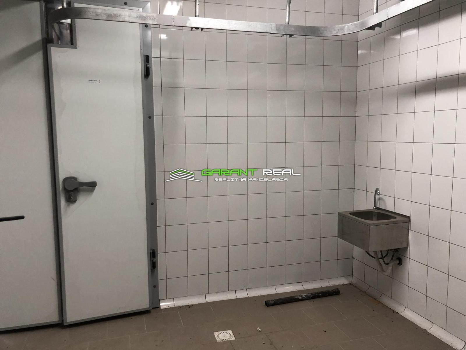 GARANT REAL - predaj komerčný objekt, mäsovýroba, Kapušany, okr. Prešov – fotka 2