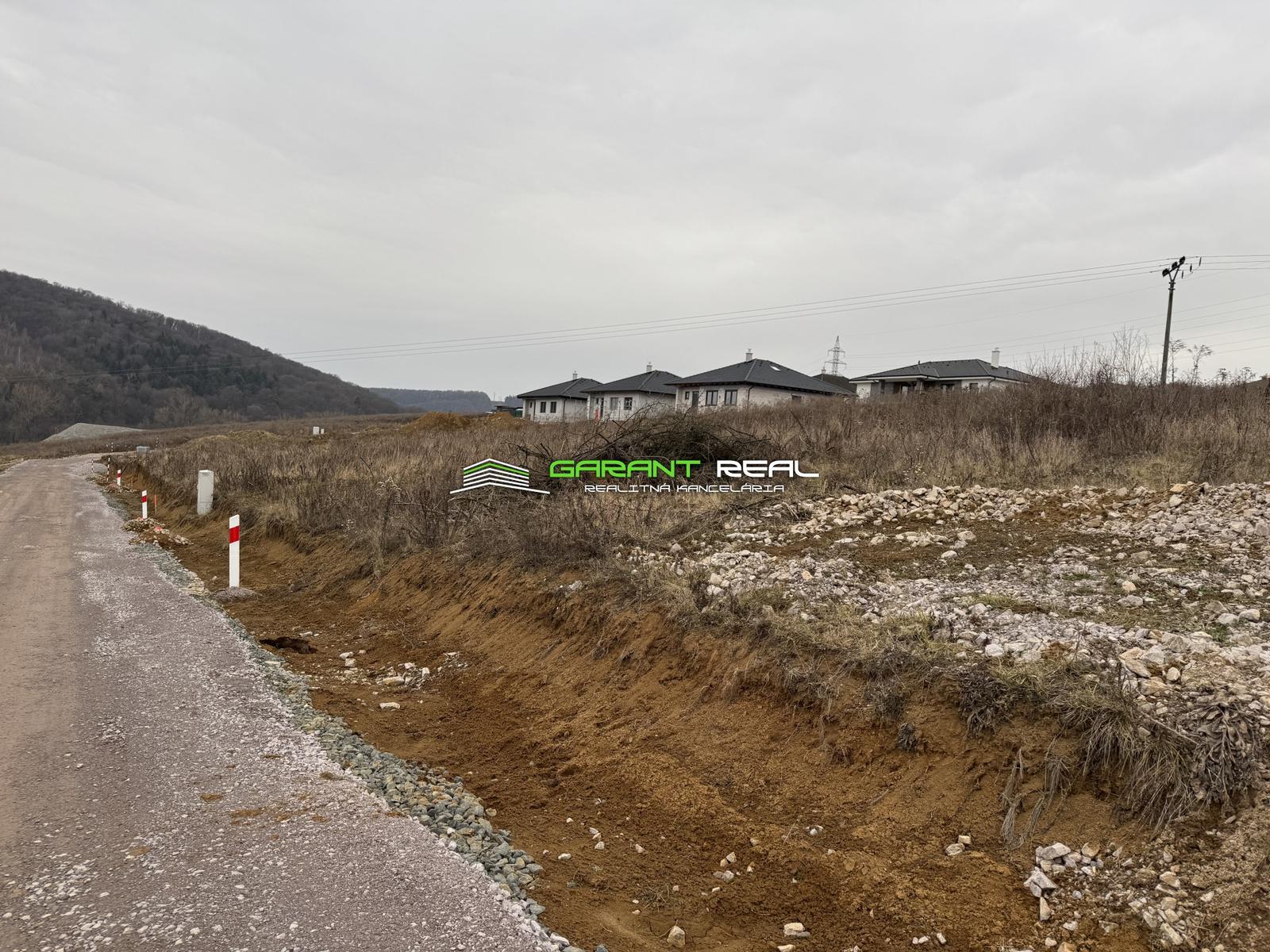 GARANT REAL - predaj stavebný pozemok 1367 m2, Veľký Šariš, Kanaš